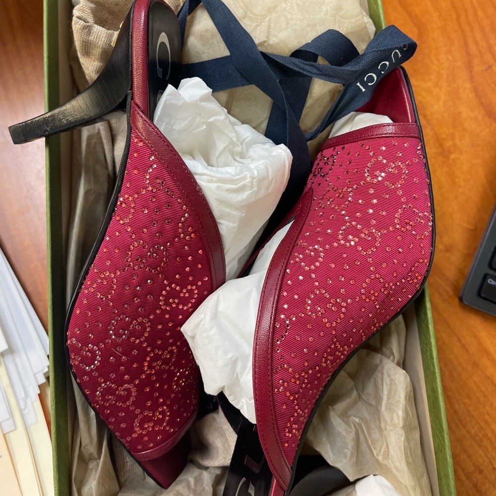 Gucci GG Crystal Pink Slide Sandals - Picture 1 of 8